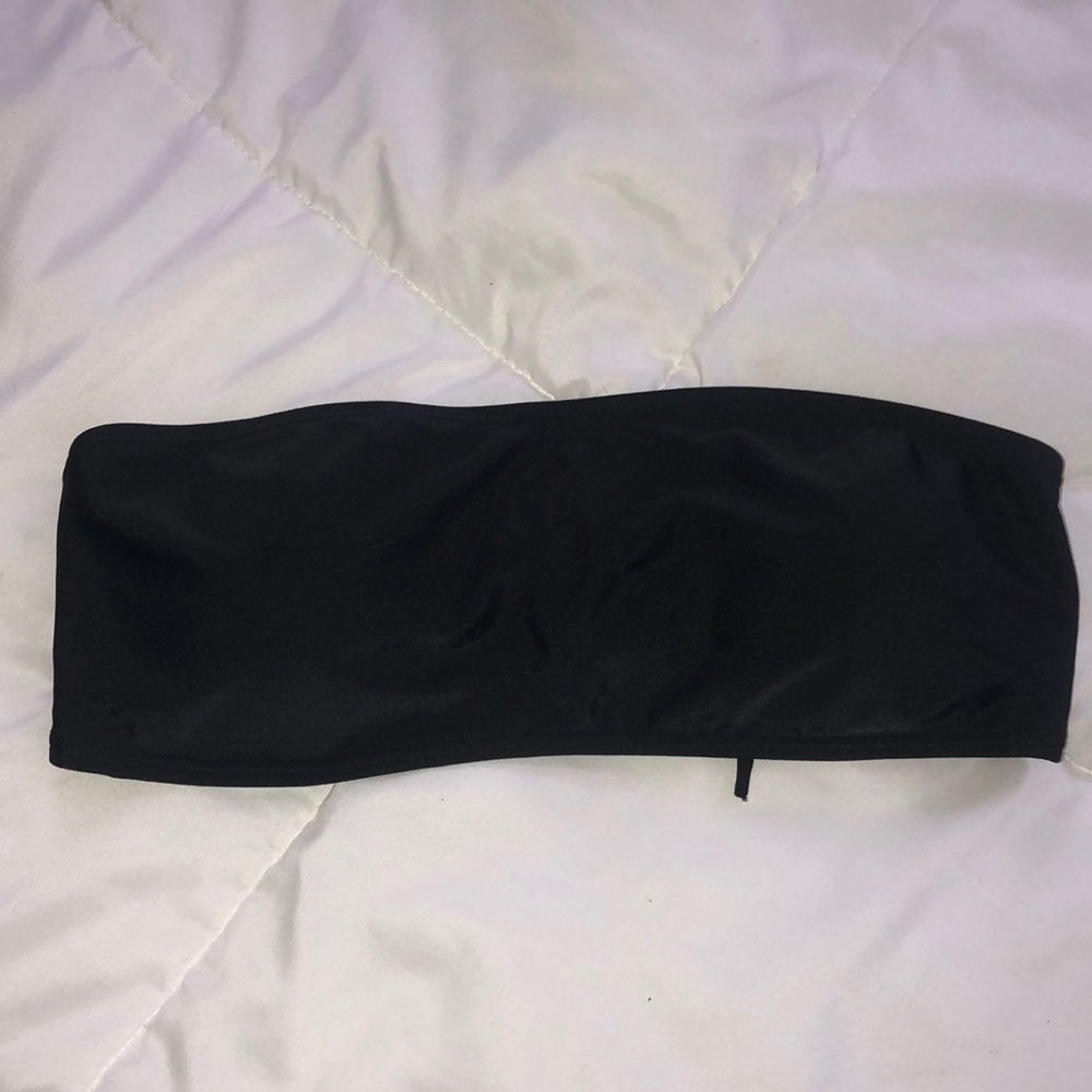 Brand new TJ swim strapless bathing suit top
